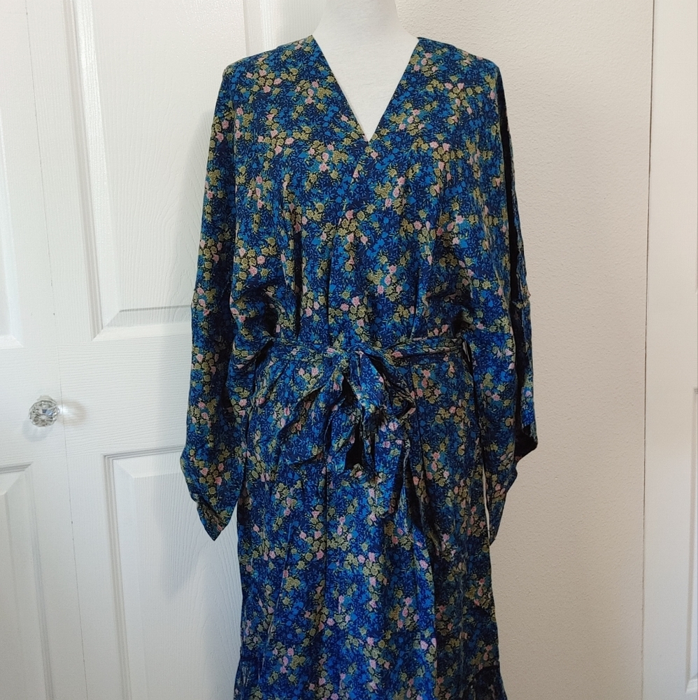 Anthropologie Ditsy Floral Sleep Robe - Picture 3 of 14